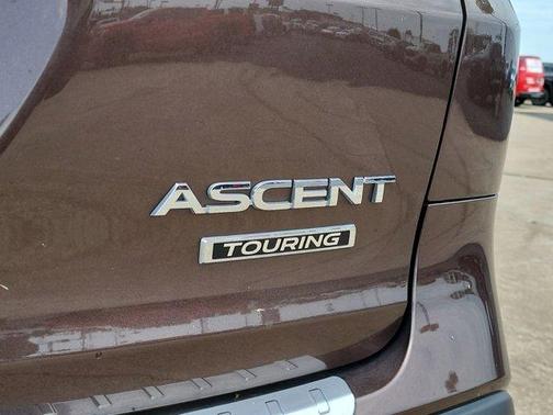 Photo 5 of 31 of 2020 Subaru Ascent Touring 7-Passenger