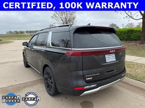 2022 Kia Carnival SX