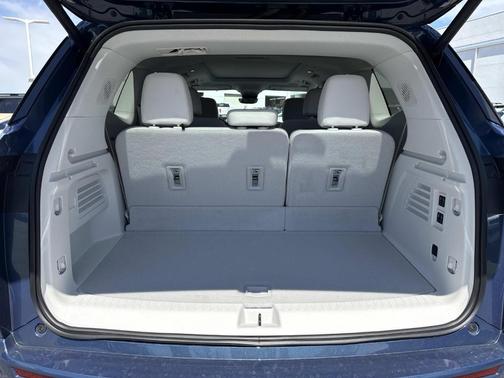 Ocean Blue 2026 Buick Enclave Avenir