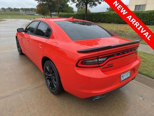 2016 Dodge Charger SXT