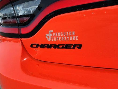 2016 Dodge Charger SXT