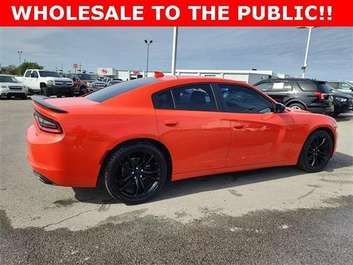 2016 Dodge Charger SXT