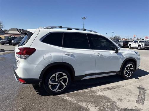 2023 Subaru Forester Touring