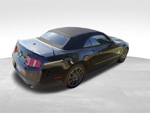 Black 2012 Ford Mustang GT Premium