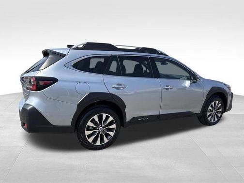 Ice Silver Metallic 2025 Subaru Outback Touring XT