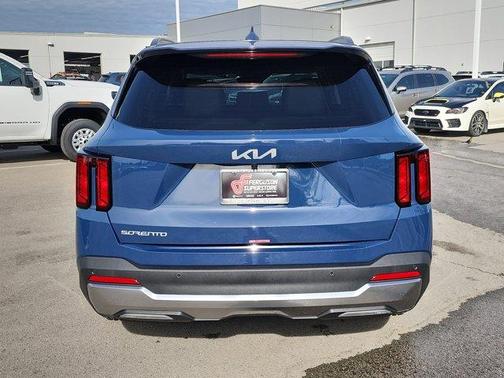2026 Kia Sorento S