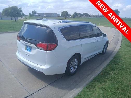 2018 Chrysler Pacifica Touring-L