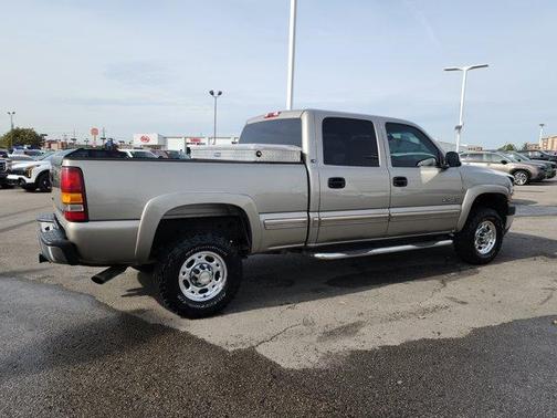 2001 Chevrolet Silverado 2500 LS H/D Crew Cab