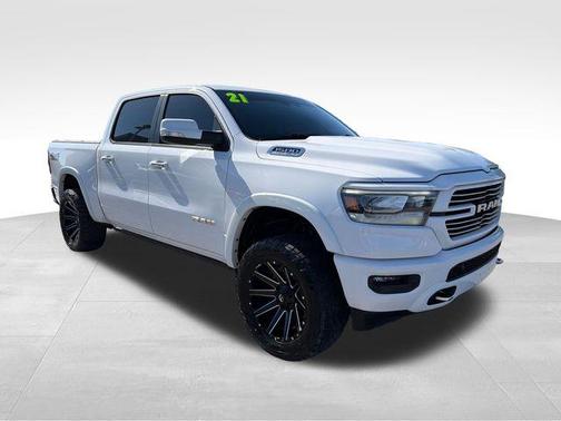 Bright White Clearcoat 2021 RAM 1500 Laramie