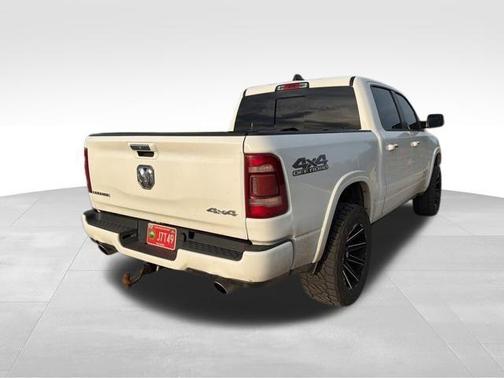 Bright White Clearcoat 2021 RAM 1500 Laramie