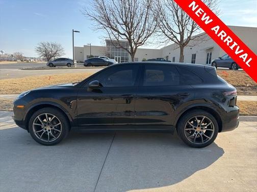 2019 Porsche Cayenne Base