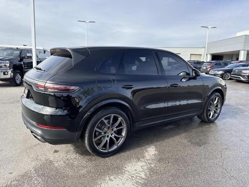 2019 Porsche Cayenne Base