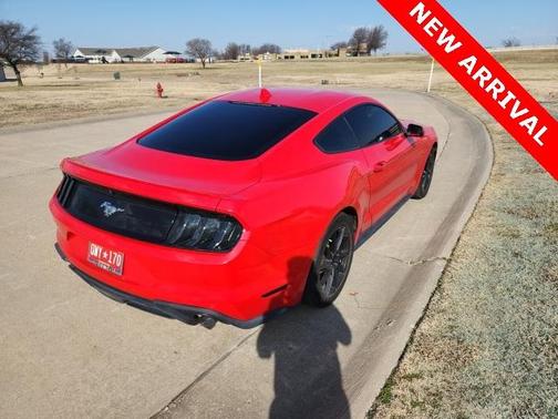 2022 Ford Mustang EcoBoost Premium