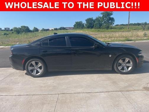 2016 Dodge Charger SXT