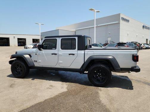 2023 Jeep Gladiator Sport