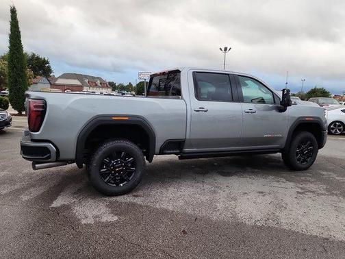 2026 GMC Sierra 2500 AT4