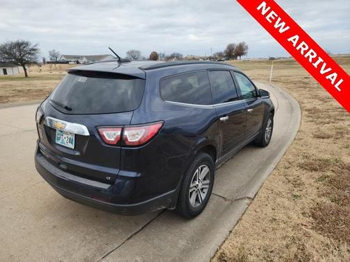 2017 Chevrolet Traverse 2LT