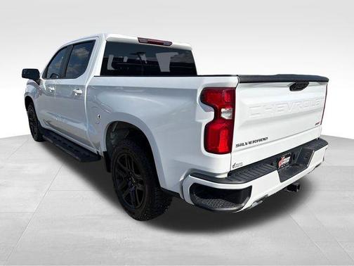 Summit White 2022 Chevrolet Silverado 1500 RST