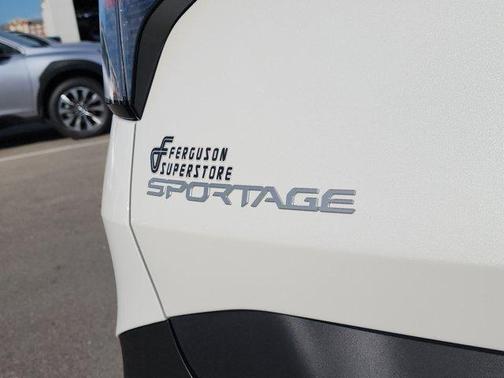 2026 Kia Sportage Hybrid EX