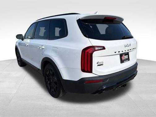 White Pearl 2022 Kia Telluride SX