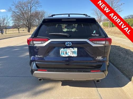 2019 Toyota RAV4 Hybrid XSE