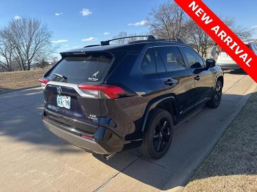 2019 Toyota RAV4 Hybrid XSE