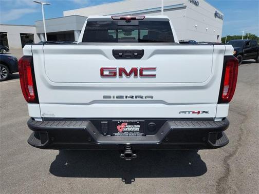 2025 GMC Sierra 1500 AT4X