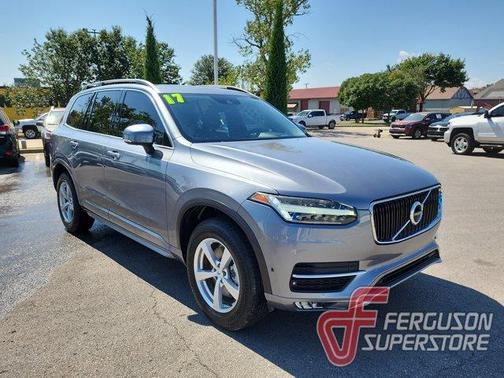 2017 Volvo XC90 T5 Momentum