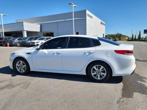 2018 Kia Optima LX