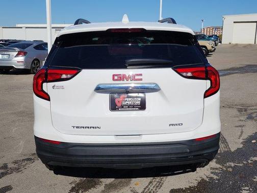 2021 GMC Terrain SLE