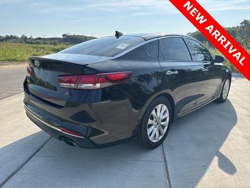 2018 Kia Optima S
