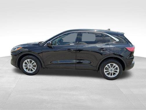 Black Metallic 2021 Ford Escape SE