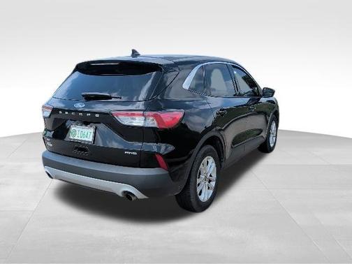 Black Metallic 2021 Ford Escape SE