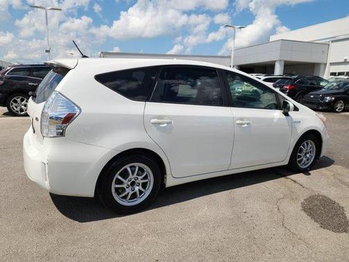 2012 Toyota Prius v Two