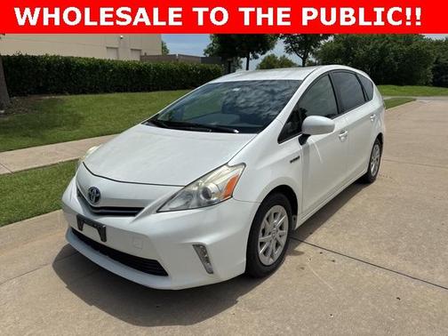 2012 Toyota Prius v Two