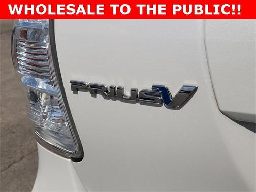 2012 Toyota Prius v Two