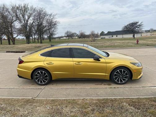 Glowing Yellow 2020 Hyundai SONATA SEL Plus