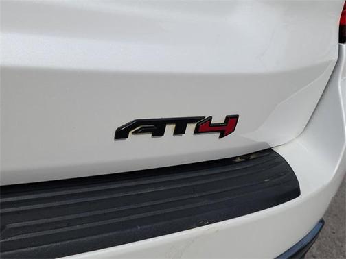 2022 GMC Yukon XL AT4