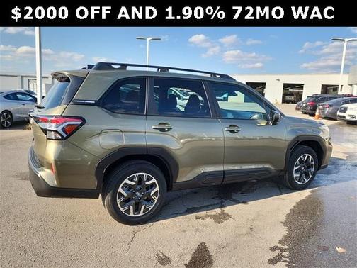 2025 Subaru Forester Premium