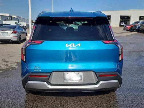 2026 Kia EV9 Wind