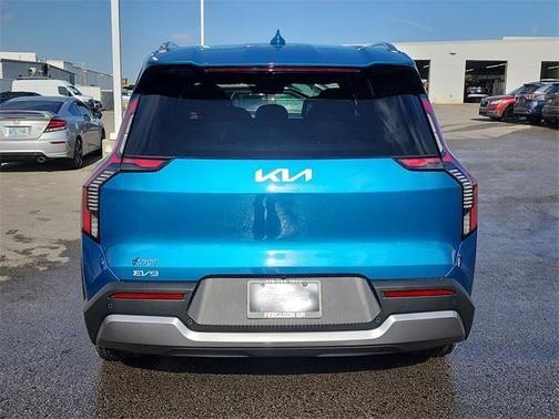 2026 Kia EV9 Wind