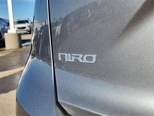 2025 Kia Niro EX