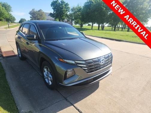 2022 Hyundai TUCSON SE
