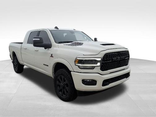 Pearl White 2024 RAM 2500 Laramie