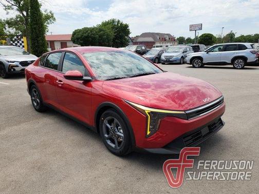 2025 Kia K4 LXS