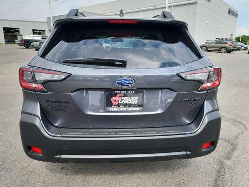 2025 Subaru Outback Onyx Edition XT