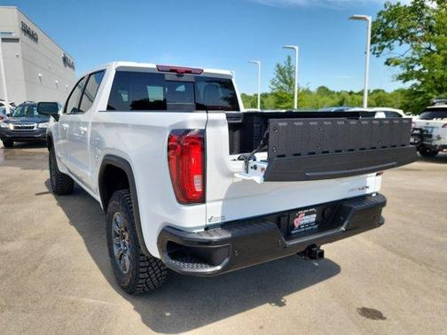 2025 GMC Sierra 1500 AT4X