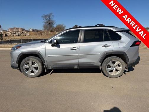 2021 Toyota RAV4 Hybrid XLE Premium