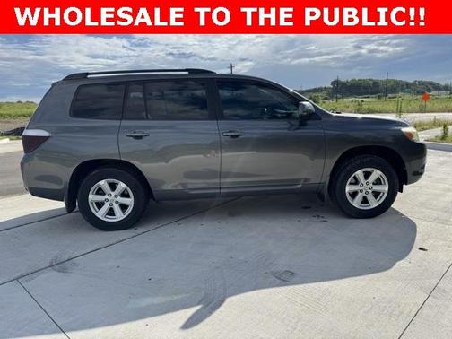2010 Toyota Highlander SE