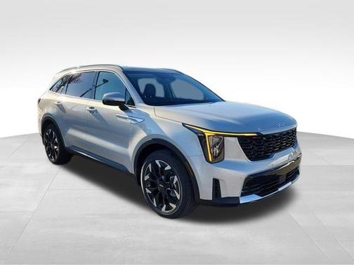 Ivory Silver 2026 Kia Sorento EX